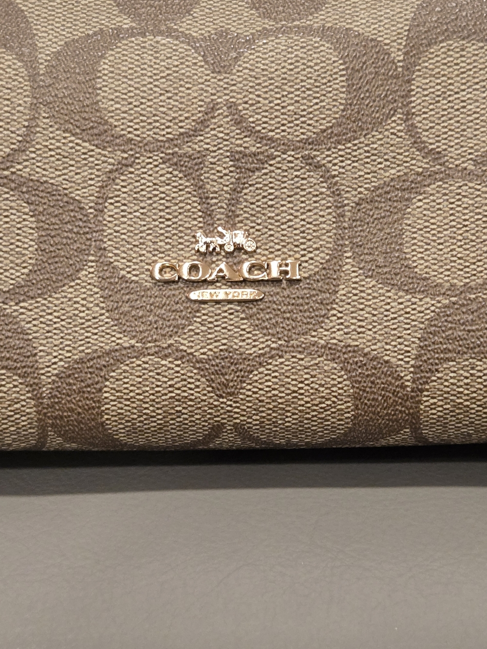 Coach Signature Canvas Zip Cosmetic Case - Khaki/Tan NWOT - Picture 6 of 13